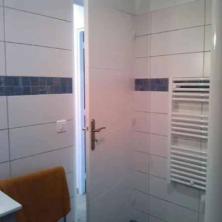 Дом отдыха Maison Des Sables Piscine Chauffee 2 100m Des Plages