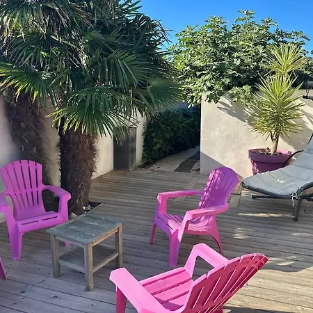 Дом отдыха Maison Des Sables Piscine Chauffee 2 100m Des Plages *